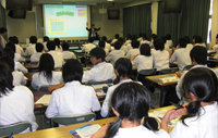 Science classes at the Yokkaichi Plant
