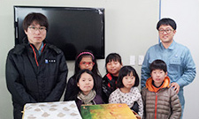 Donating articles and goods to children's welfare facilities(JSR Micro Korea Co., Ltd.)
