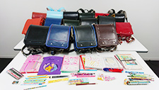 - Creation of educational opportunities   Participation in book bag donations in Yokkaichi
