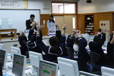 JSR　鹿島工場　地元中学生に出前授業を実施