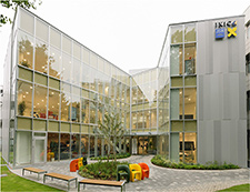 the JSR-Keio University Medical and Chemical Innovation Center (JKiC)