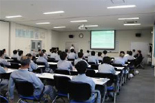 An explanatory briefing (JSR's Chiba Plant)